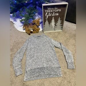 H&M Black and White Crew Neck Sweater